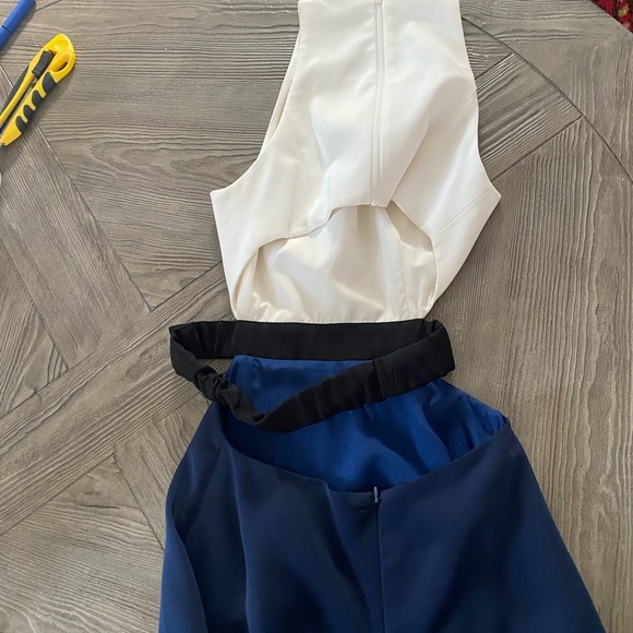 HALSTON 🤩 - Picture 6 of 8